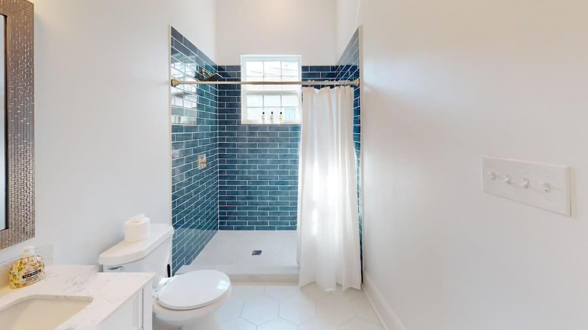 Sunny 5Bed W Parking And Direct Streetcar Access Villa New Orleans Exterior photo