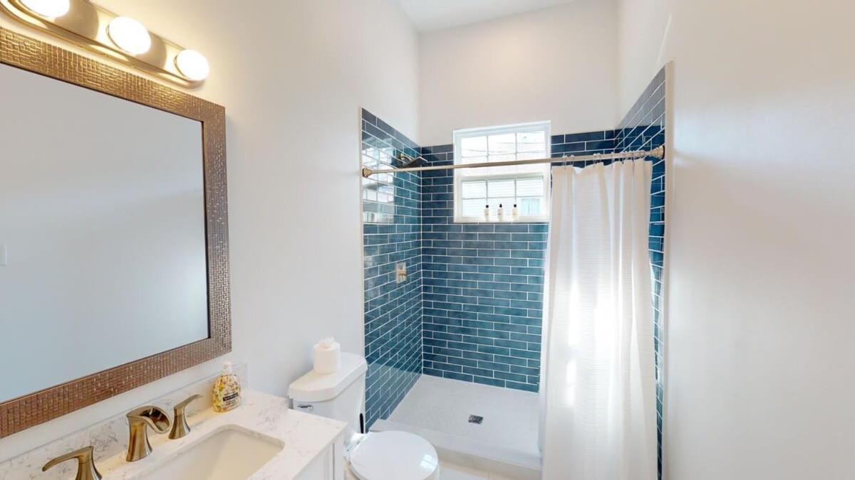 Sunny 5Bed W Parking And Direct Streetcar Access Villa New Orleans Exterior photo